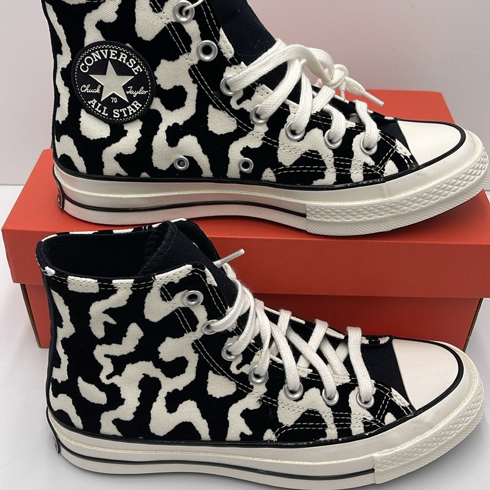 Converse WMNS CHUCK 70 HI
BLACK/EGRET/BLACK A12350C Sneakers - Picture 4 of 16